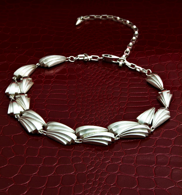 REGALE ART DECO LOOSE CHOKER NECKLACE