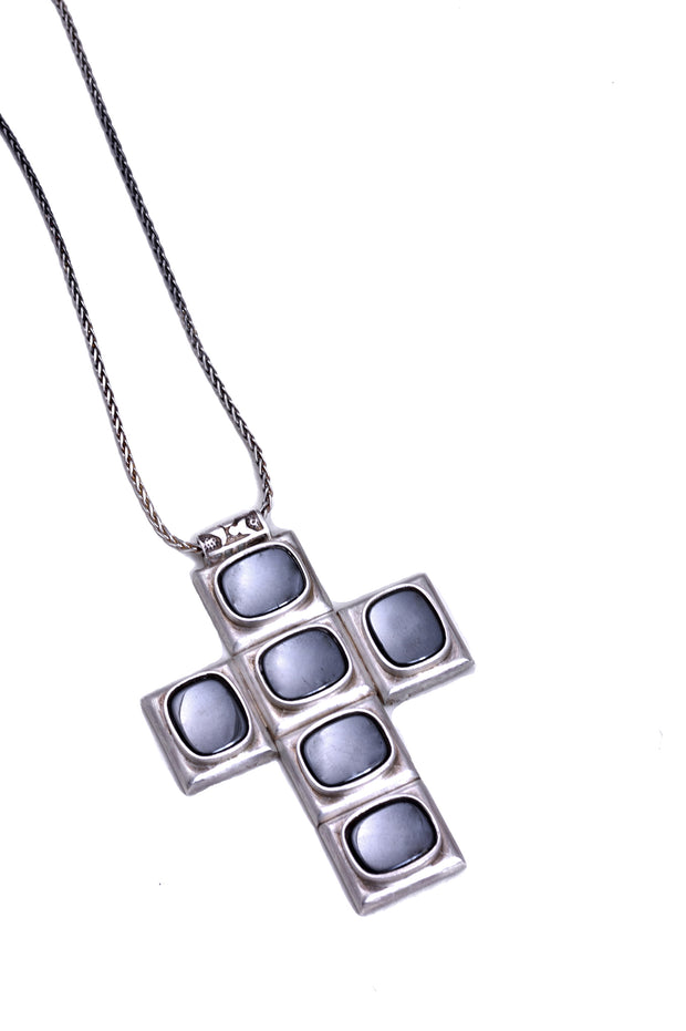 UNISEX HEMATITE AND STERLING SILVER CROSS